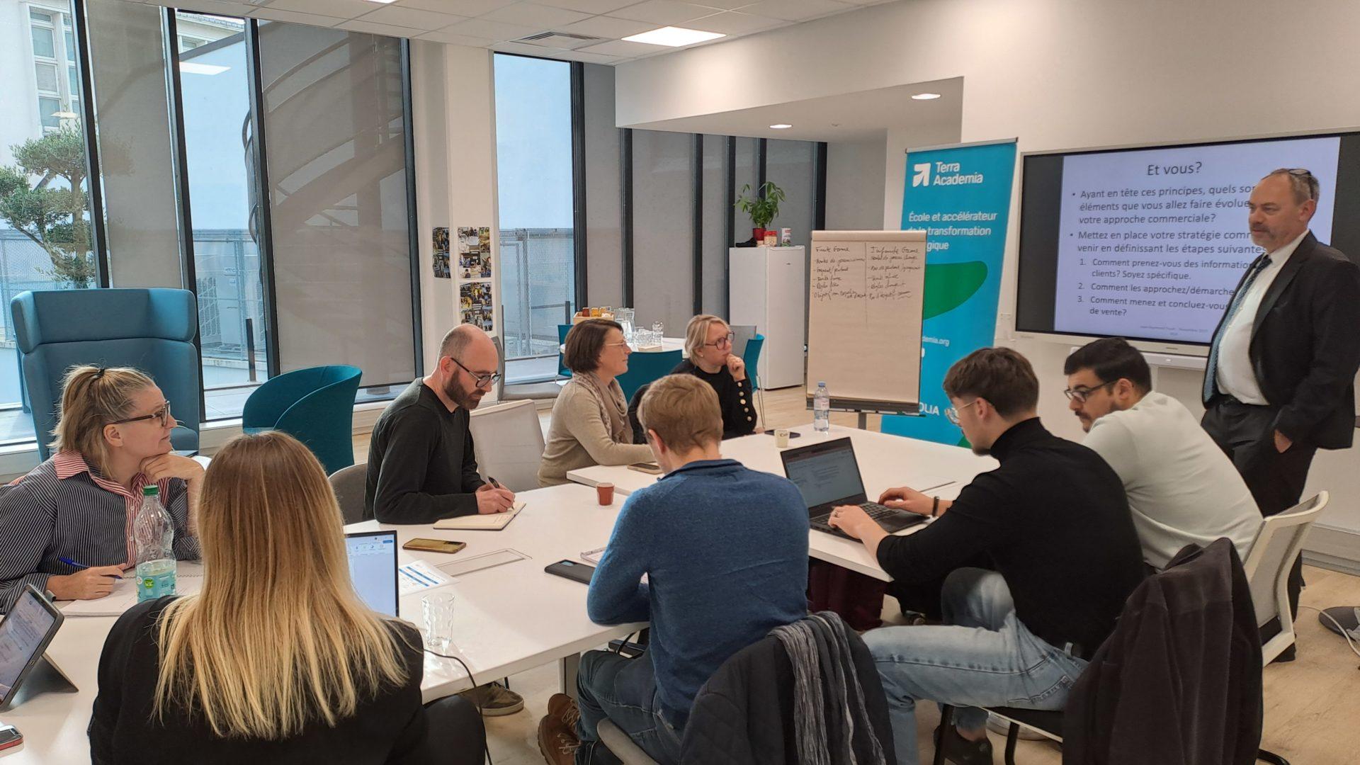 Atelier formation Offre commerciale à l'incubateur HEA Baudimont