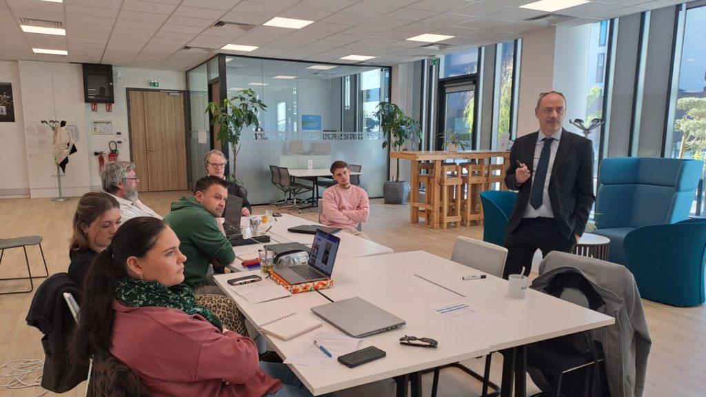 Atelier formation Offre commerciale à l'incubateur HEA Baudimont